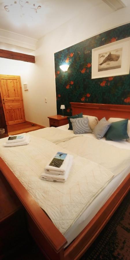 Privathotel Der Schwarze Herrgott No Tv 젤레탈 외부 사진